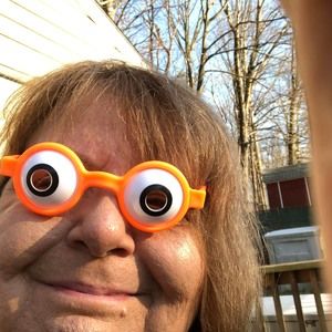 Meet your Posher, Linda